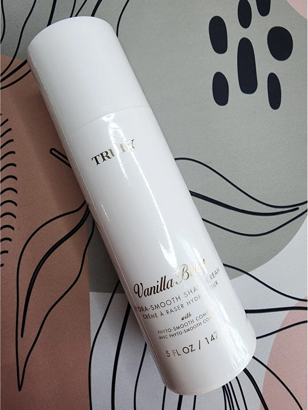 Truly Vanilla Baby Hydra-Smooth Shave Cream 5 fl oz / 147 ml